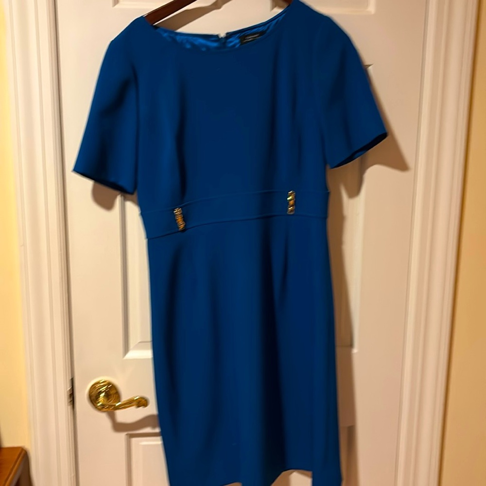 A TAHARI ARTHUR S.LEVINE short sleeve DRESS , in blue color size 10